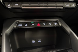 valkoinen Audi A3 2026 kuva 23.