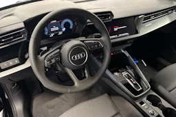 musta Audi A3 2026 kuva 6.