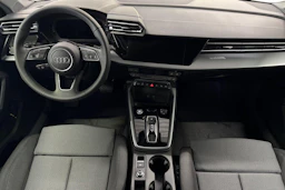 musta Audi A3 2026 kuva 7.