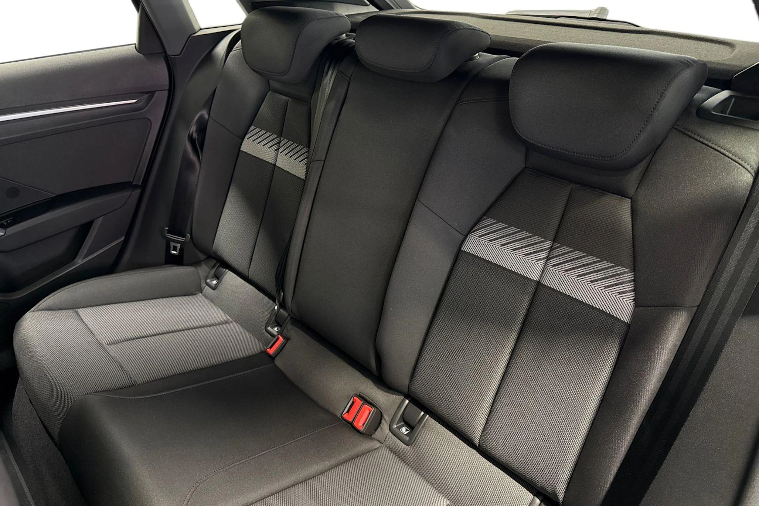 musta Audi A3 2026 kuva 8.