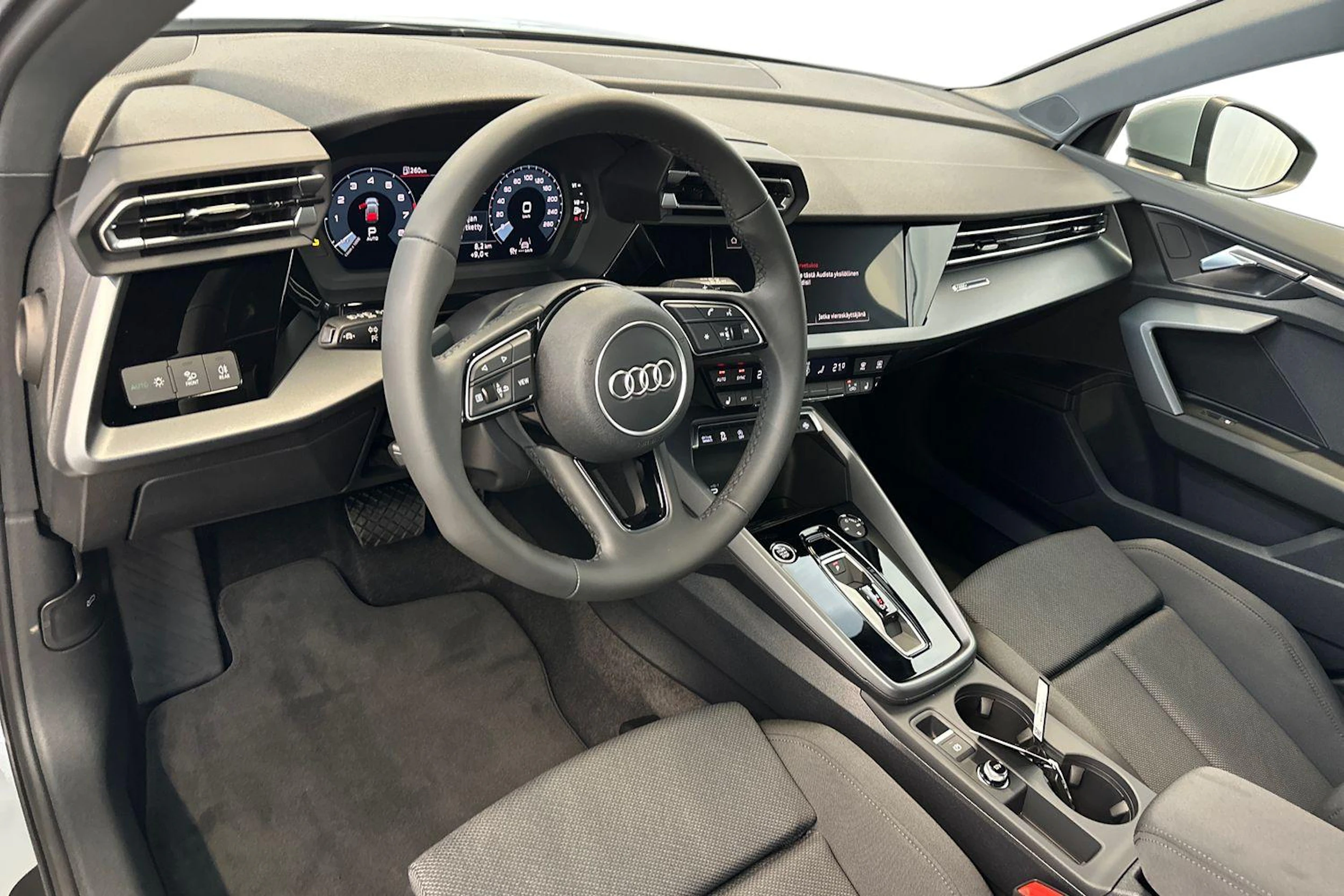 arrow harmaa Audi A3 2026 kuva 6.