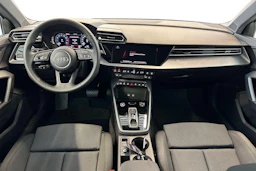 arrow harmaa Audi A3 2026 kuva 7.