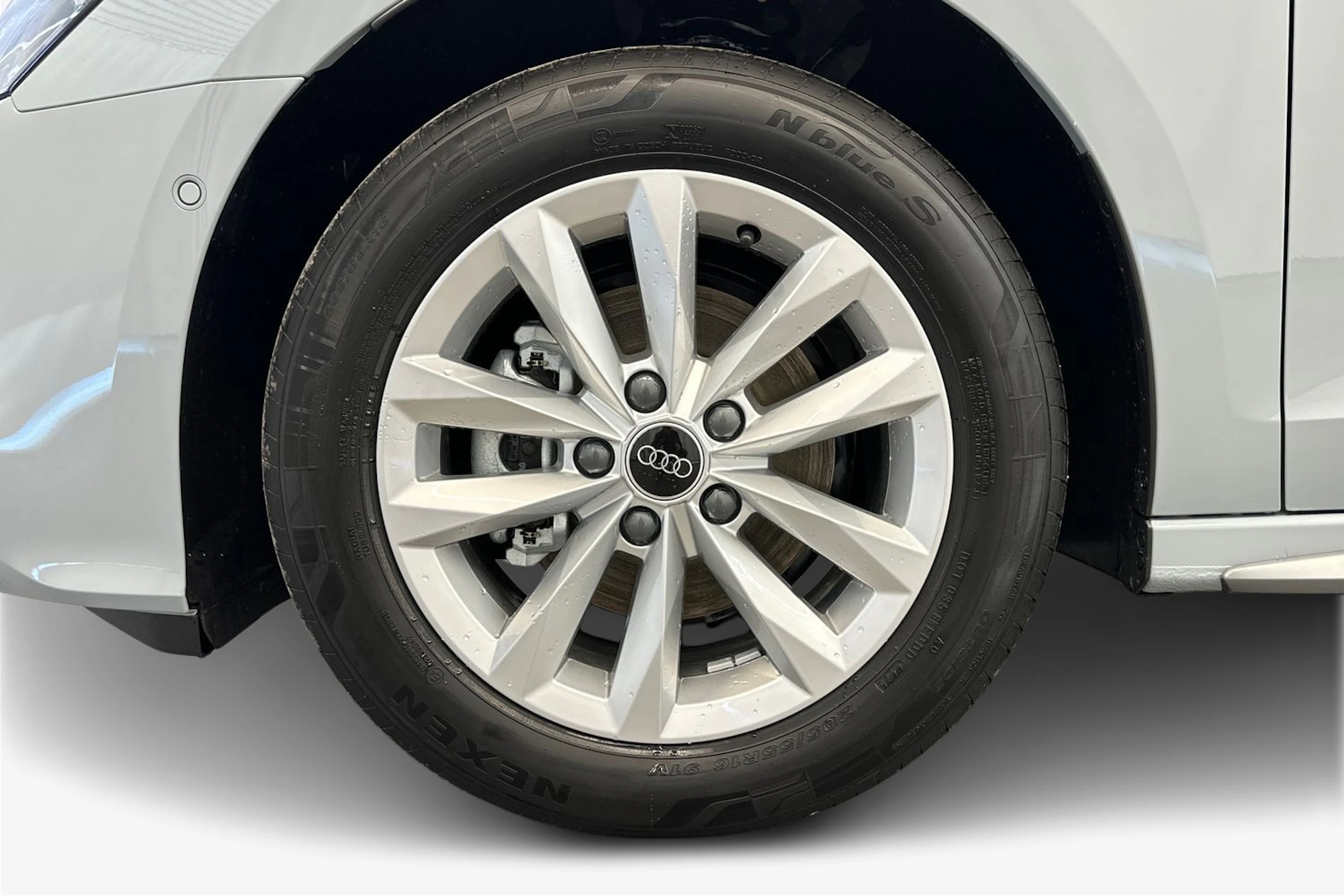 arrow harmaa Audi A3 2026 kuva 9.