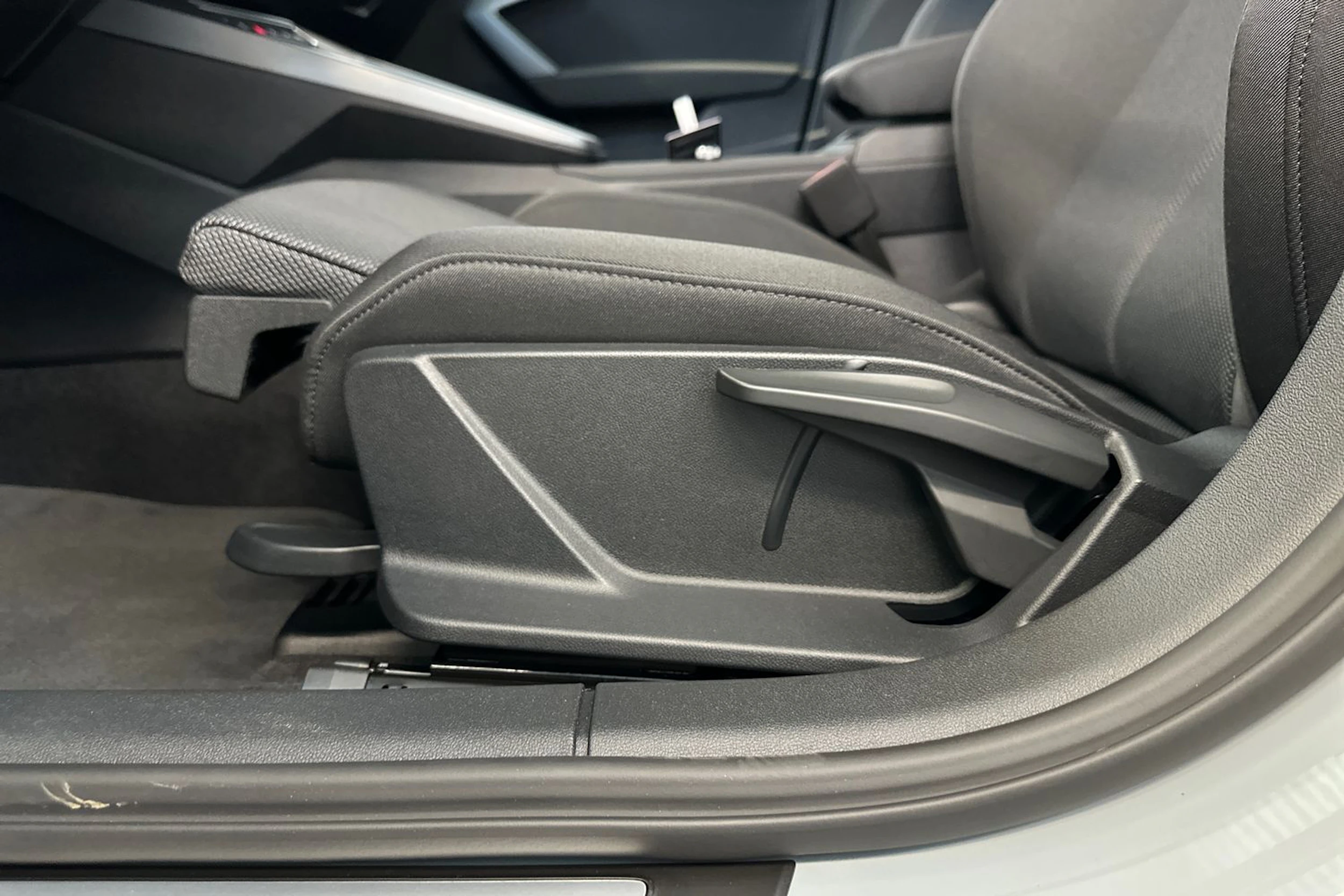 arrow harmaa Audi A3 2026 kuva 14.