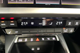 arrow harmaa Audi A3 2026 kuva 23.