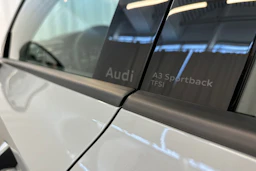 arrow harmaa Audi A3 2026 kuva 31.