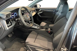 harmaa Audi A3 2026 kuva 6.