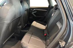 harmaa Audi A3 2026 kuva 8.