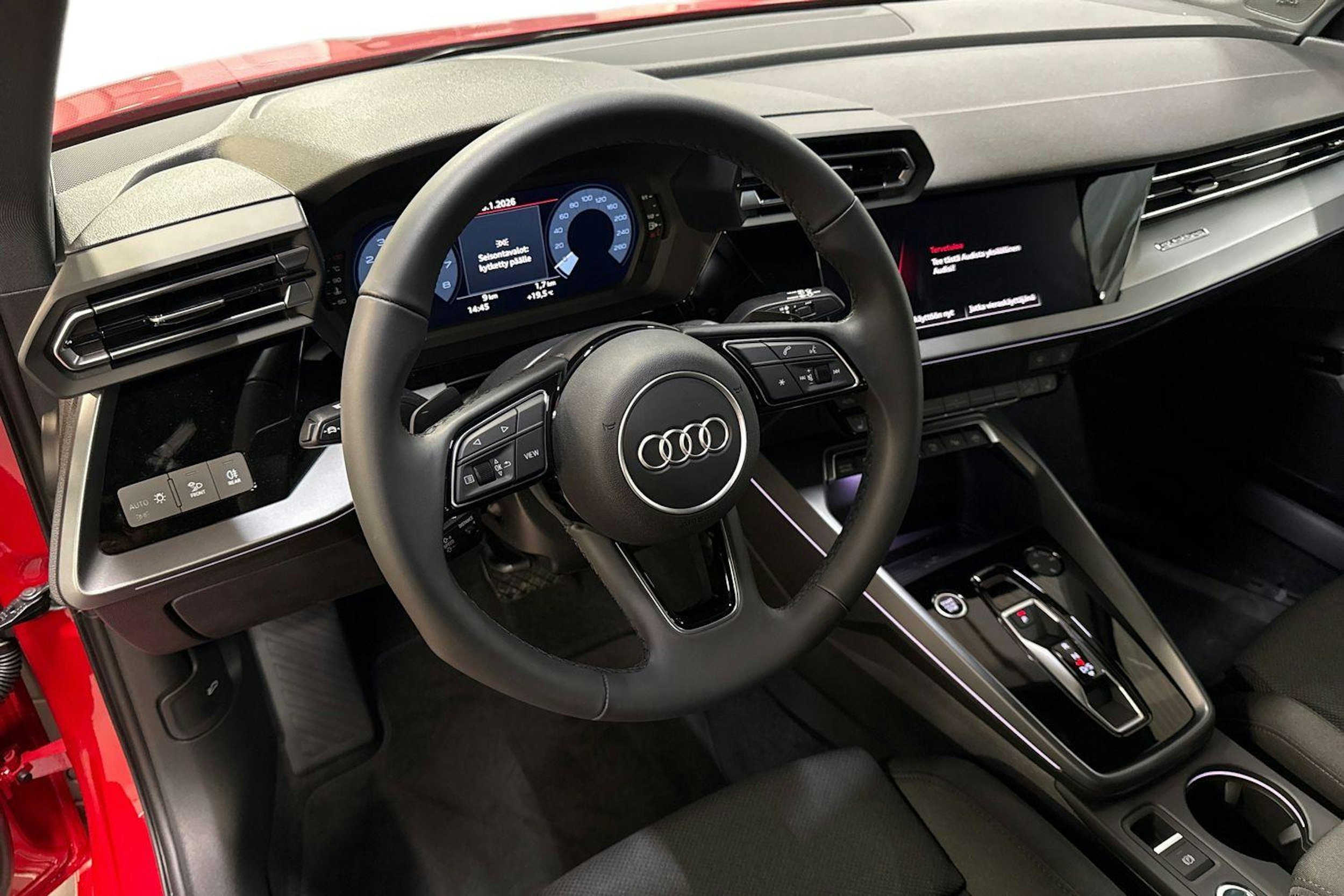 punainen Audi A3 2026 kuva 12.