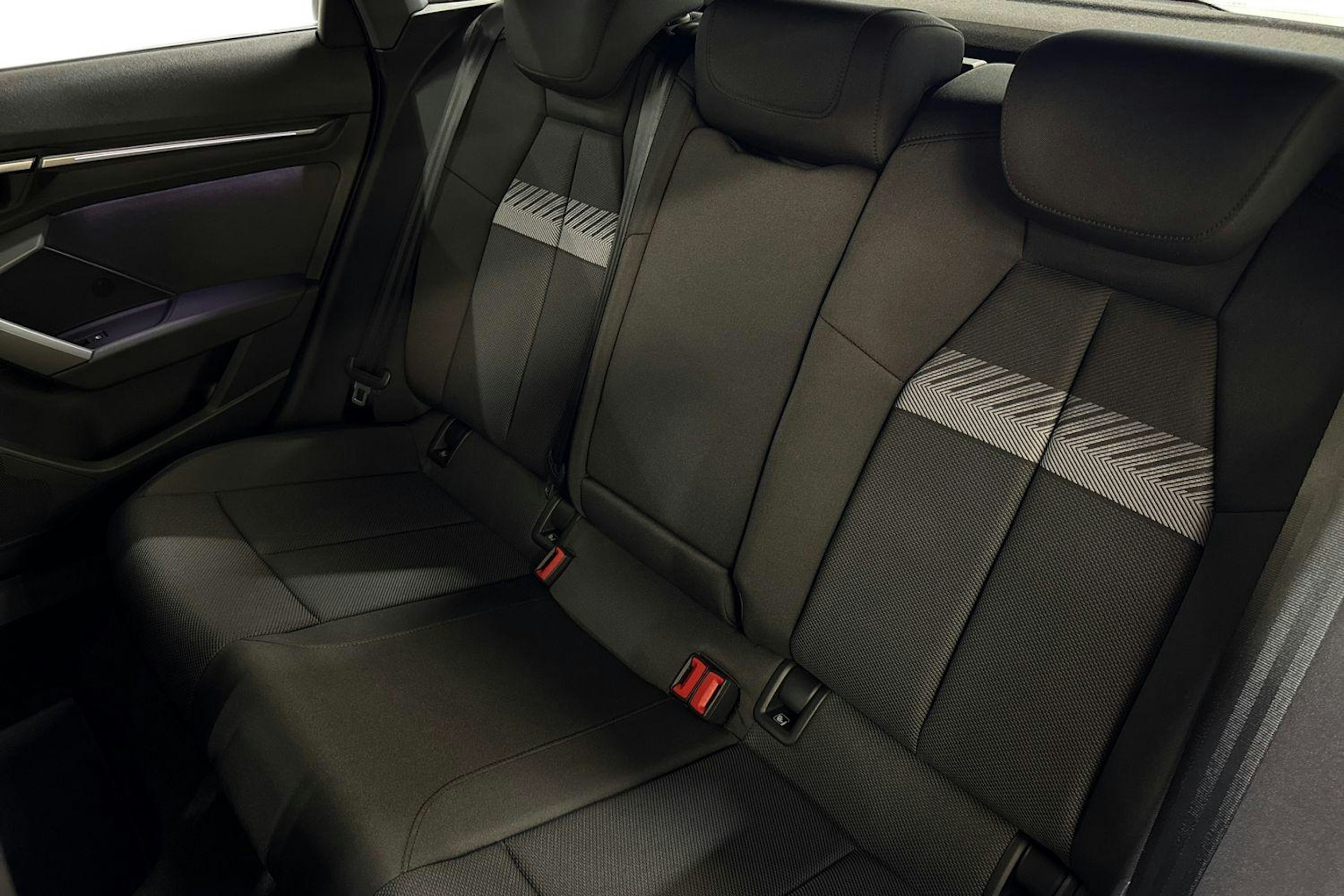 punainen Audi A3 2026 kuva 15.