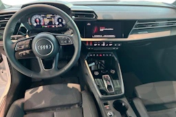 valkoinen Audi A3 2026 kuva 7.