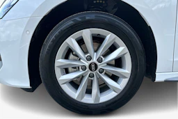 valkoinen Audi A3 2026 kuva 9.