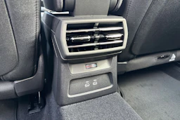 valkoinen Audi A3 2026 kuva 11.