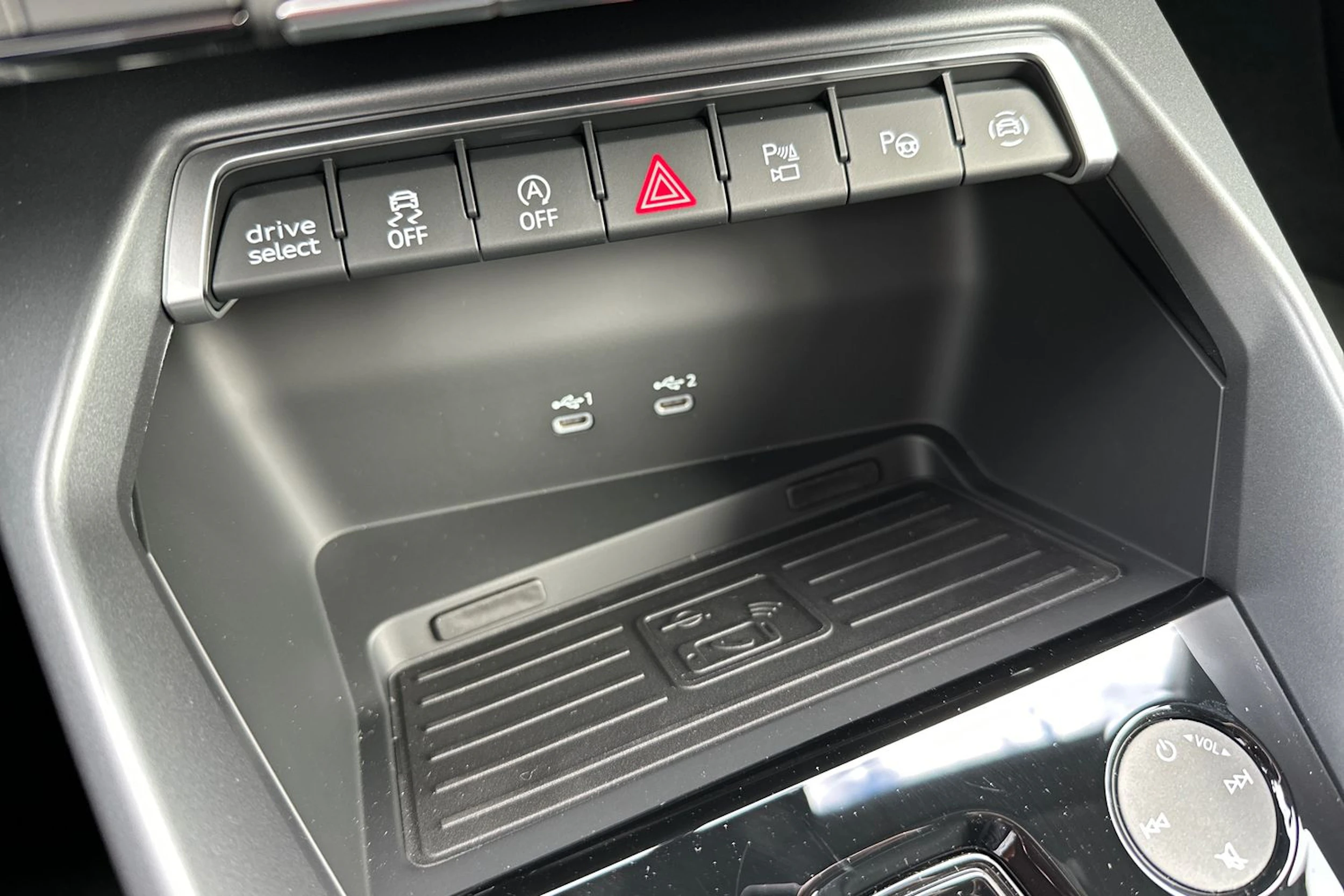 valkoinen Audi A3 2026 kuva 20.