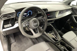 valkoinen Audi A3 2026 kuva 6.