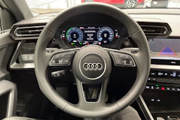 valkoinen Audi A3 2026 kuva 11.