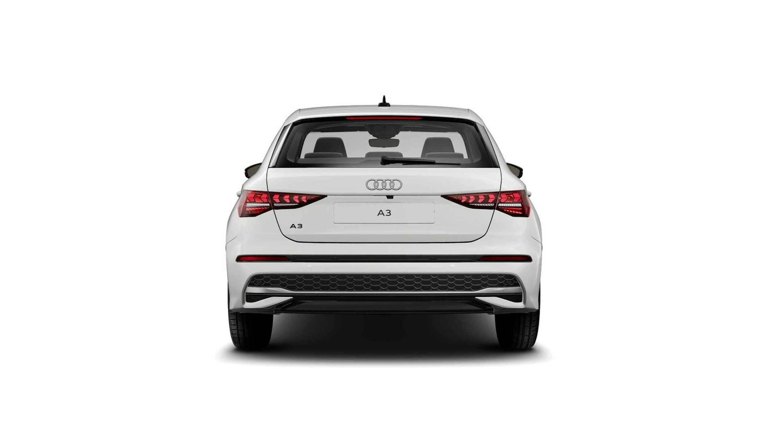 Valkoinen Audi A3 2025 kuva 4.