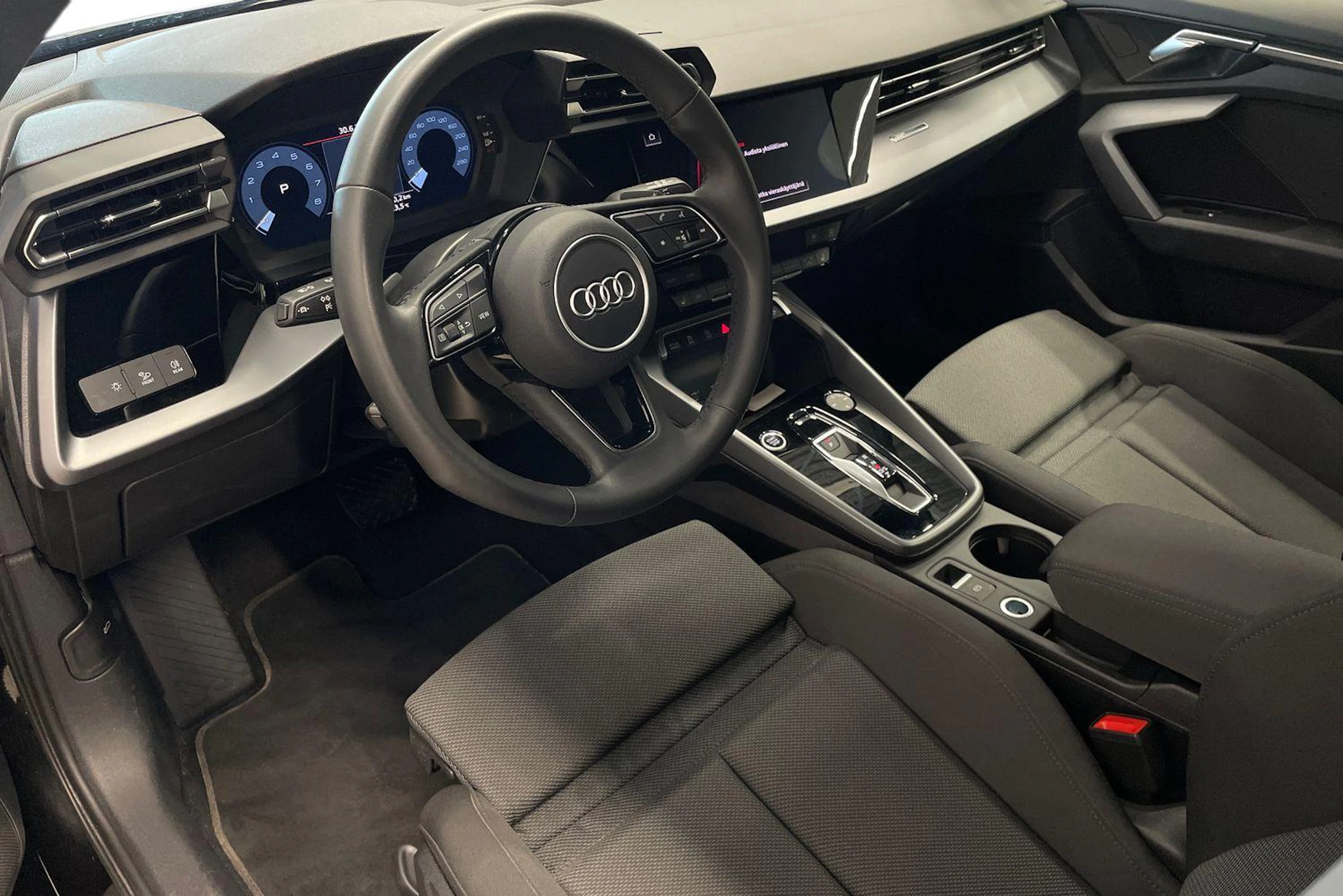 musta Audi A3 2025 kuva 6.