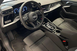 musta Audi A3 2025 kuva 6.