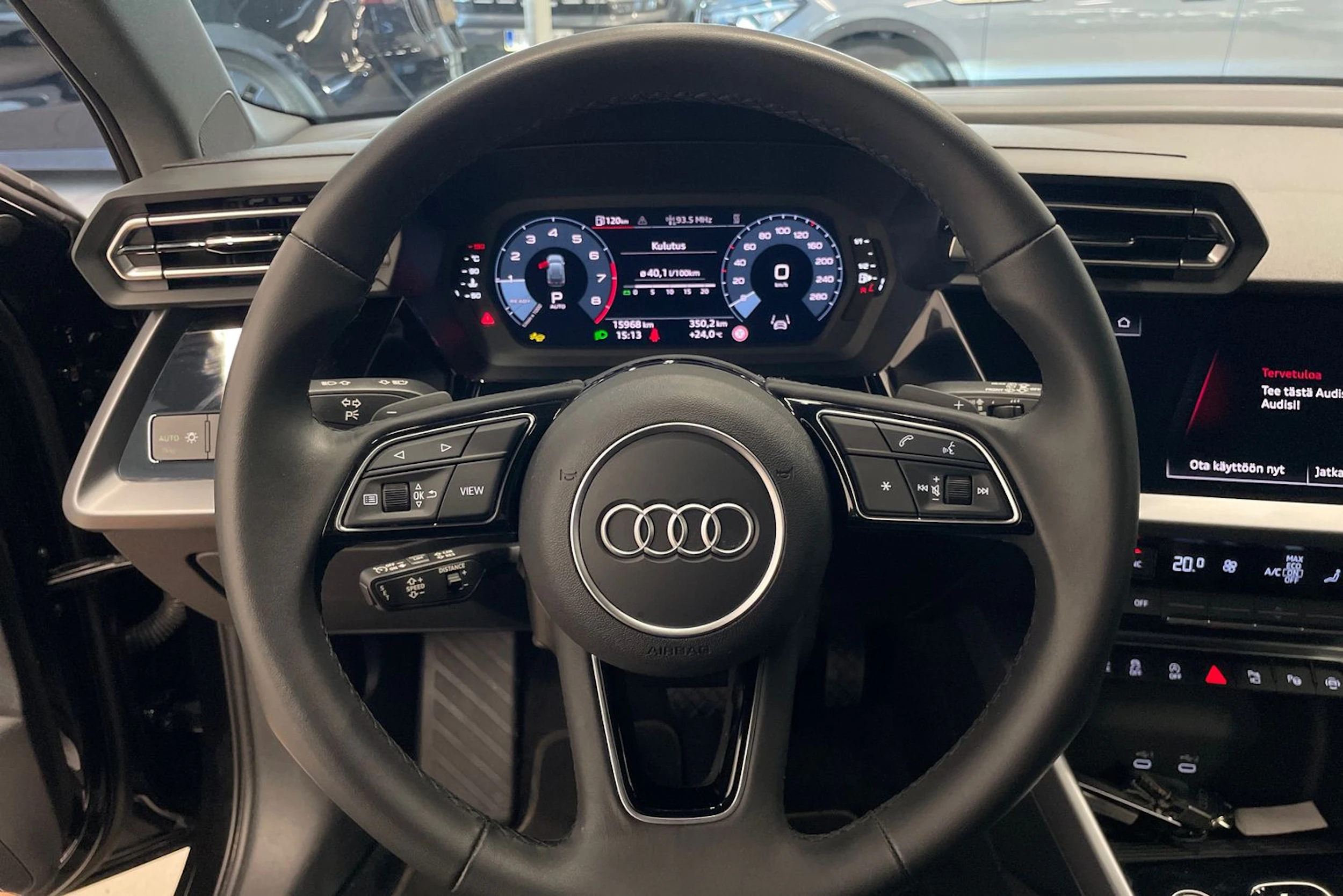 musta Audi A3 2025 kuva 12.
