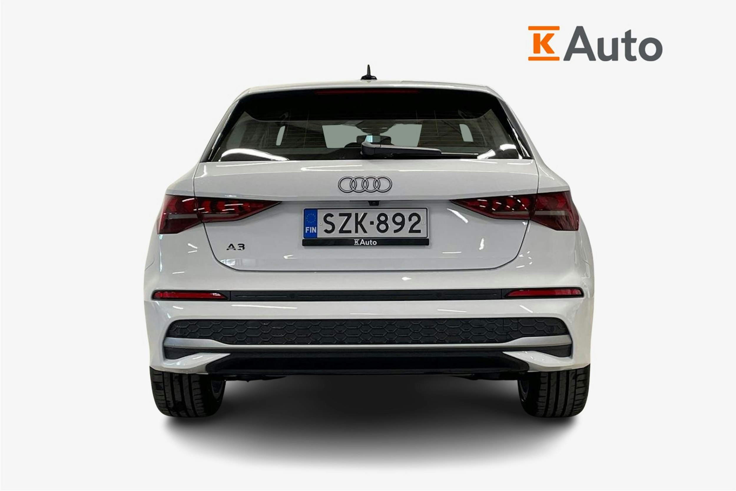 Valkoinen Audi A3 2025 kuva 3.