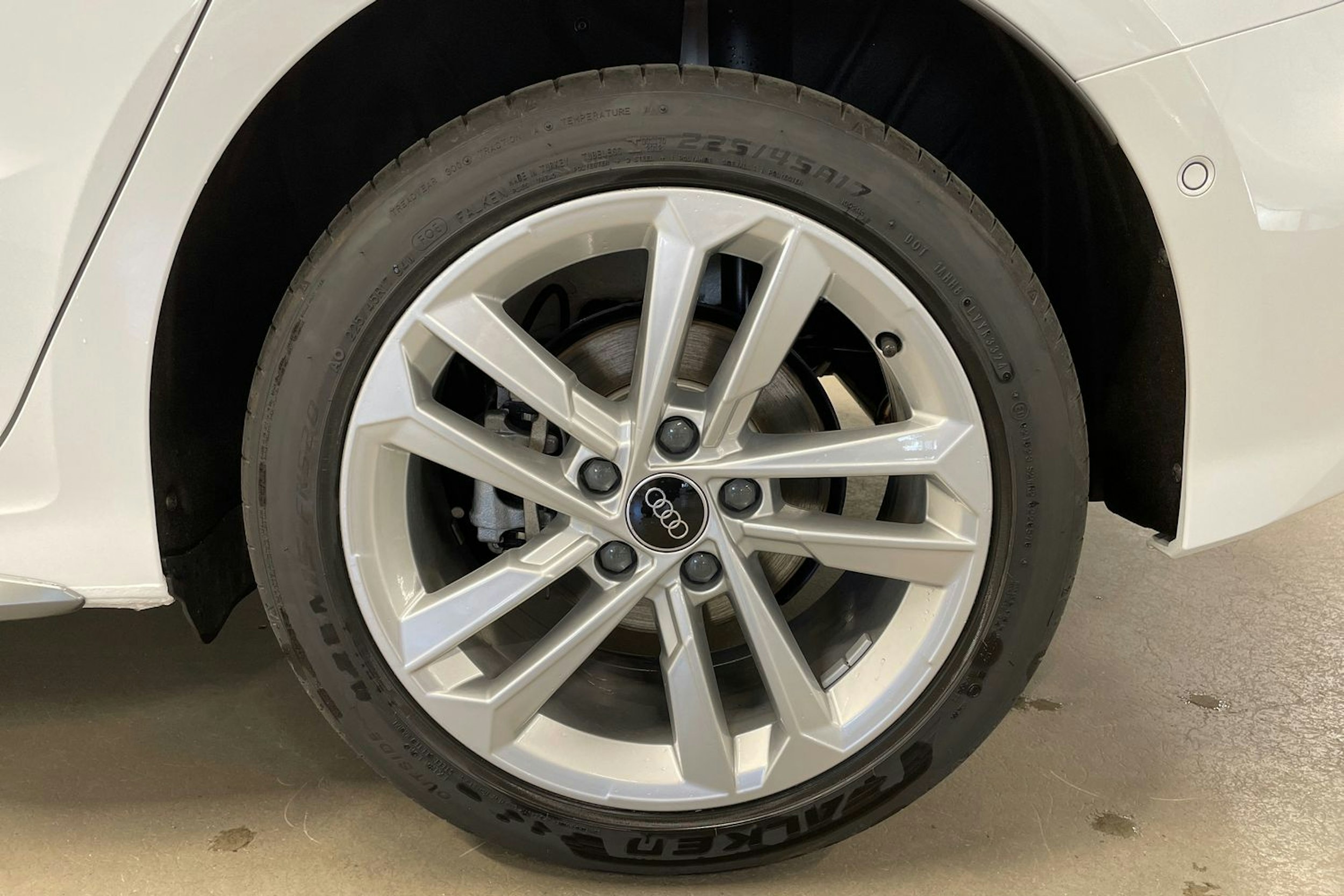Valkoinen Audi A3 2025 kuva 10.