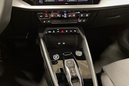 Valkoinen Audi A3 2025 kuva 14.