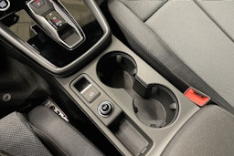 Valkoinen Audi A3 2025 kuva 16.