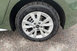 Vihreä Audi A3 2026 kuva 10.