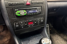 harmaa Audi A4 2000 kuva 19.