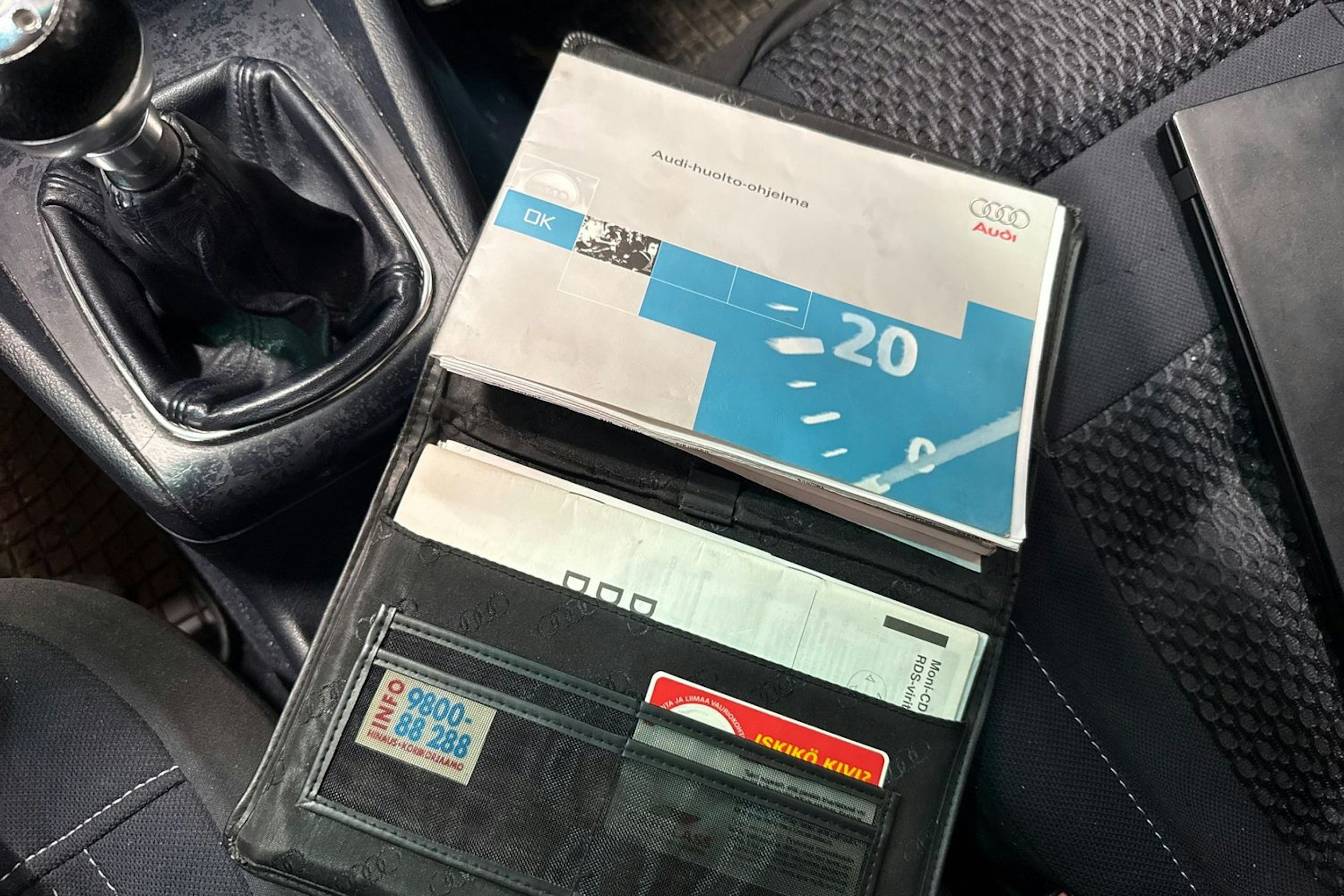 harmaa Audi A4 2000 kuva 20.