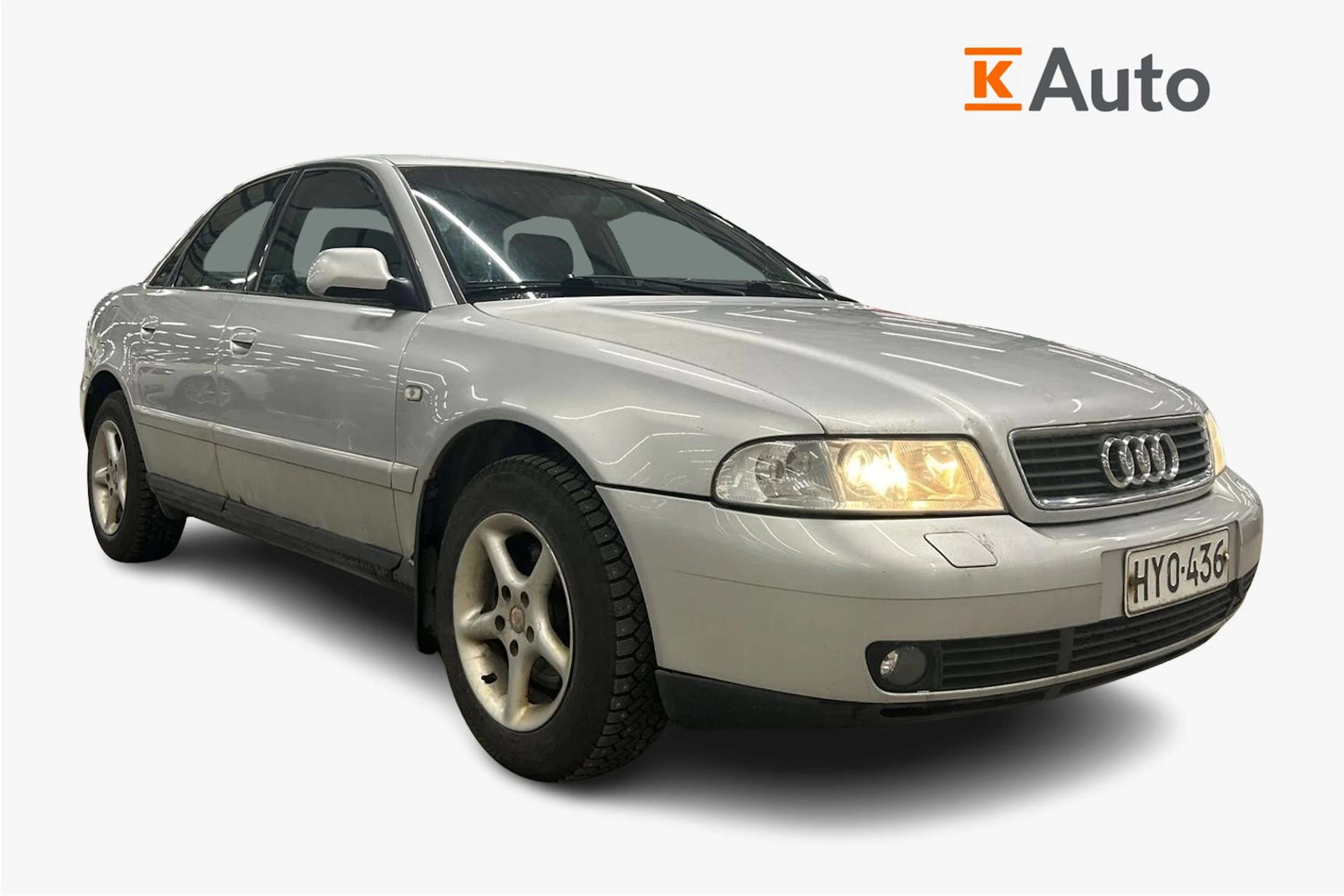 harmaa Audi A4 2000 kuva 1.