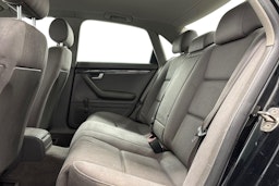 Musta Audi A4 2002 kuva 8.