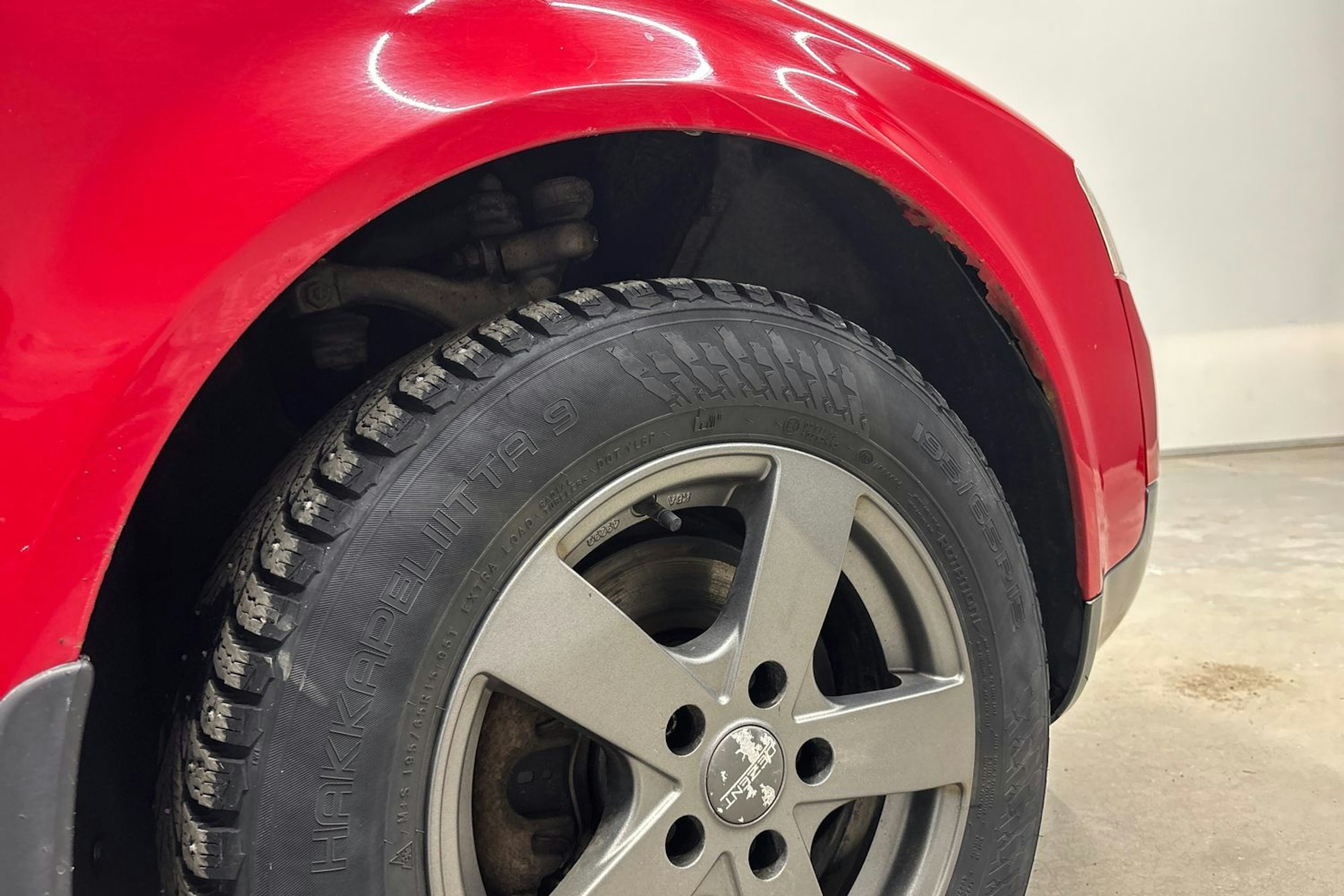 Punainen Audi A4 2004 kuva 20.