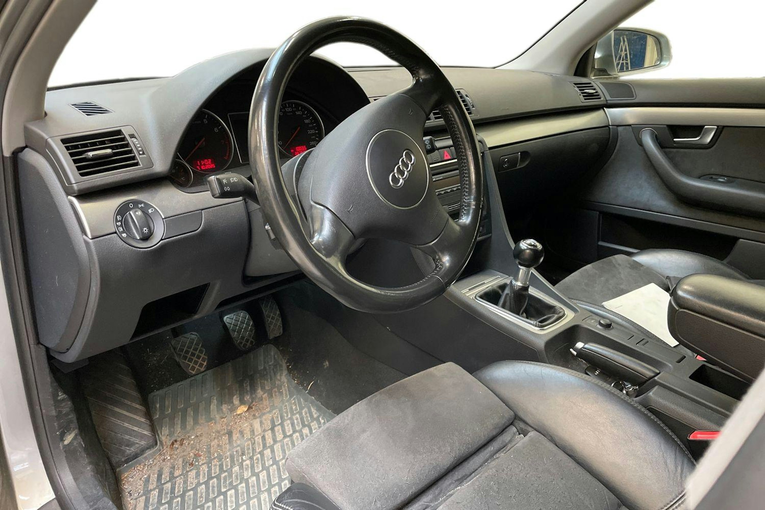 hopea Audi A4 2004 kuva 6.