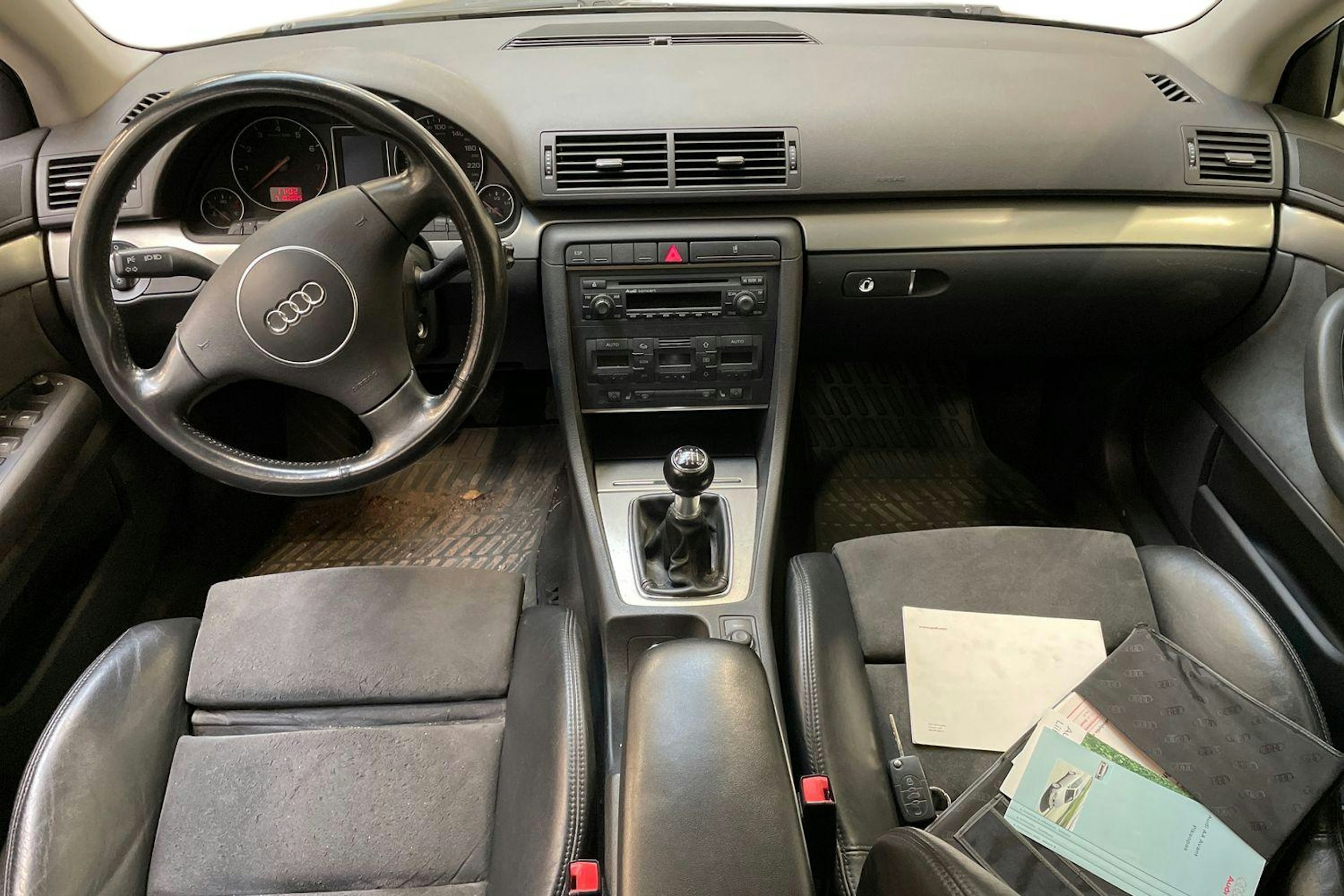 hopea Audi A4 2004 kuva 7.