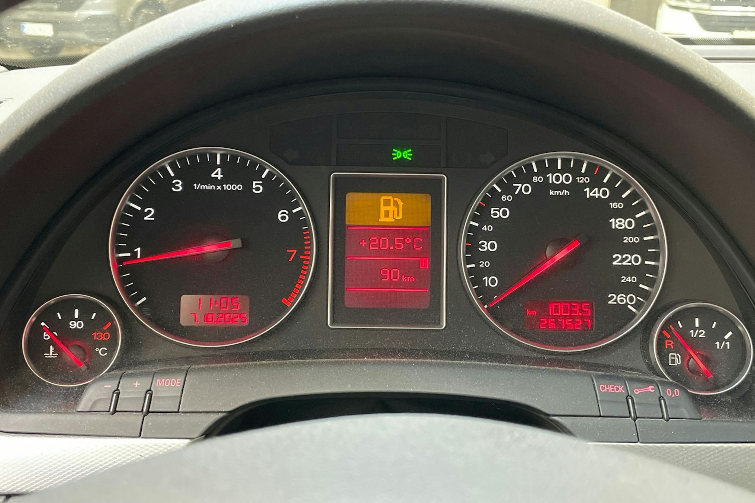 hopea Audi A4 2004 kuva 12.