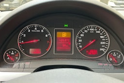 hopea Audi A4 2004 kuva 12.
