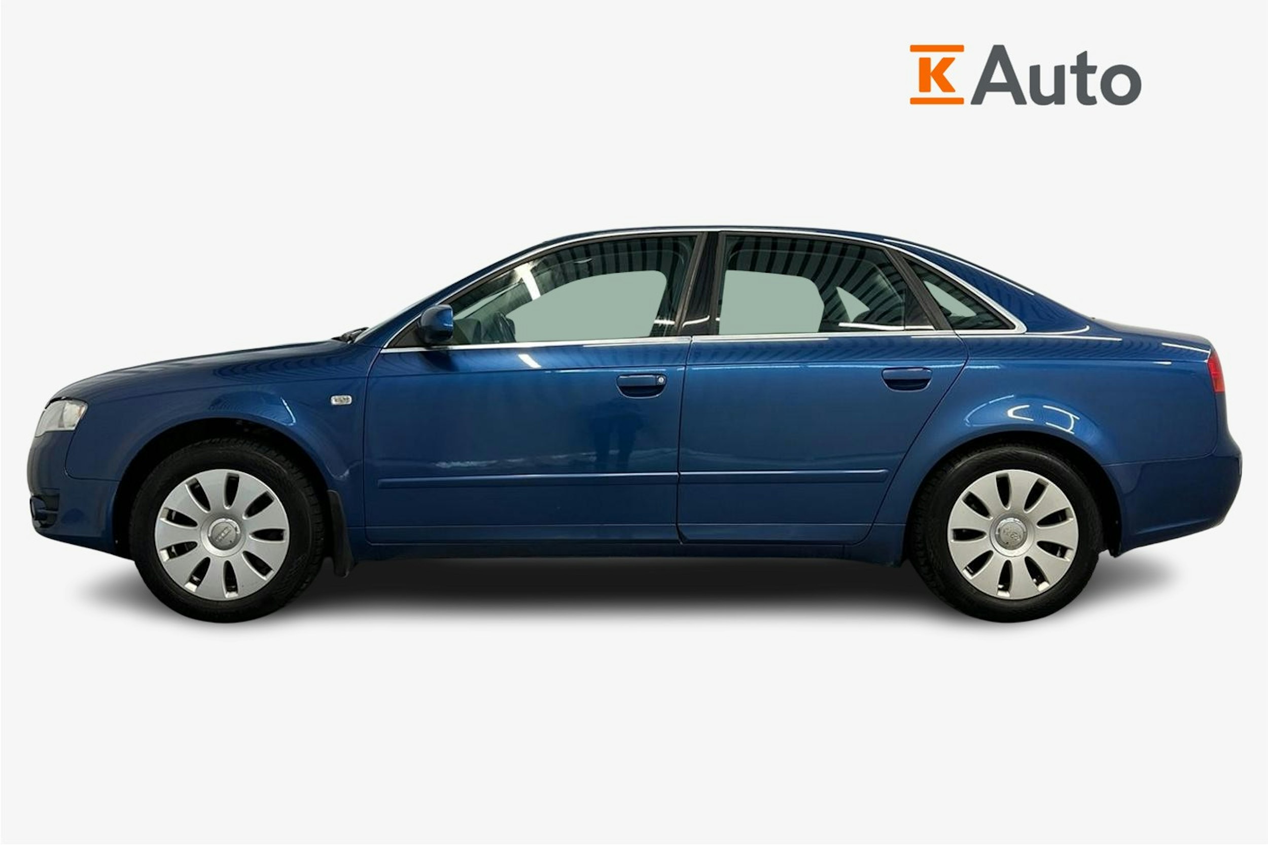 sininen Audi A4 2005 kuva 5.