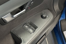 sininen Audi A4 2005 kuva 12.