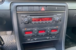 Sininen Audi A4 2005 kuva 16.