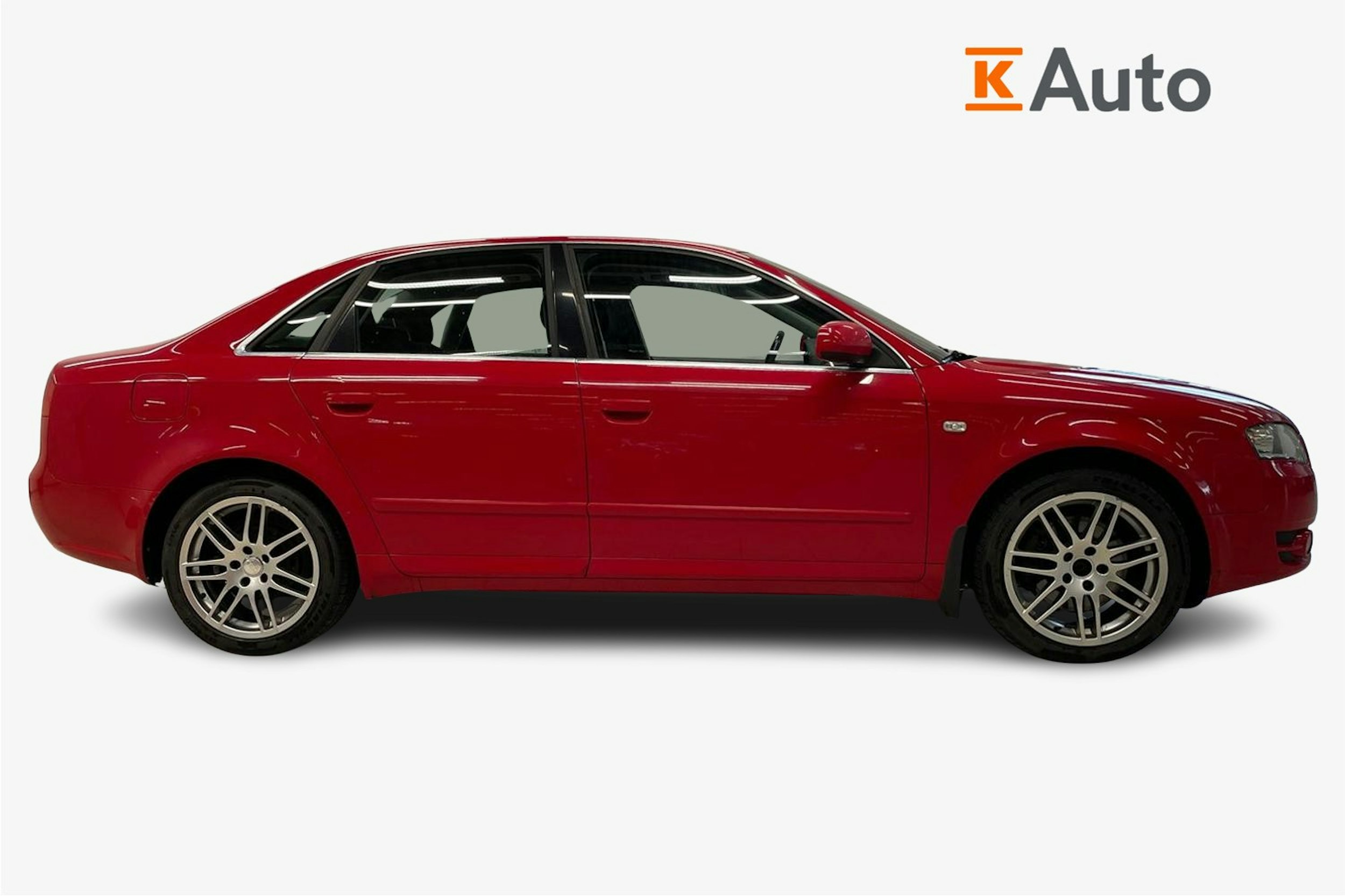 punainen Audi A4 2005 kuva 6.
