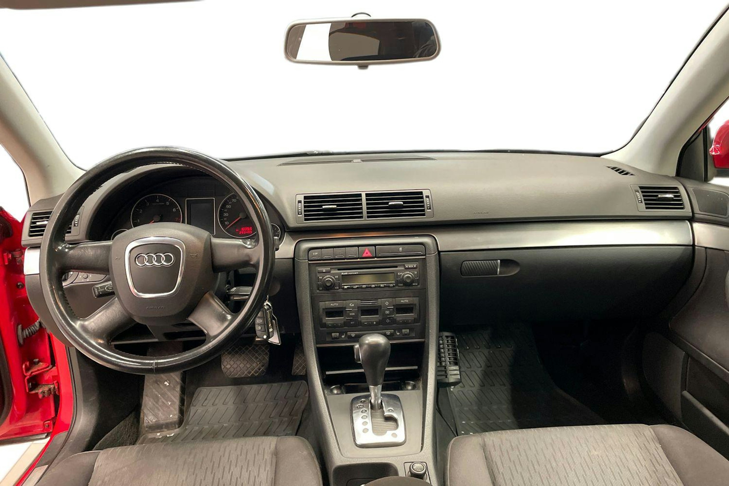 punainen Audi A4 2005 kuva 9.
