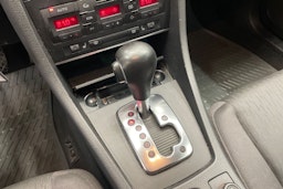 punainen Audi A4 2005 kuva 15.
