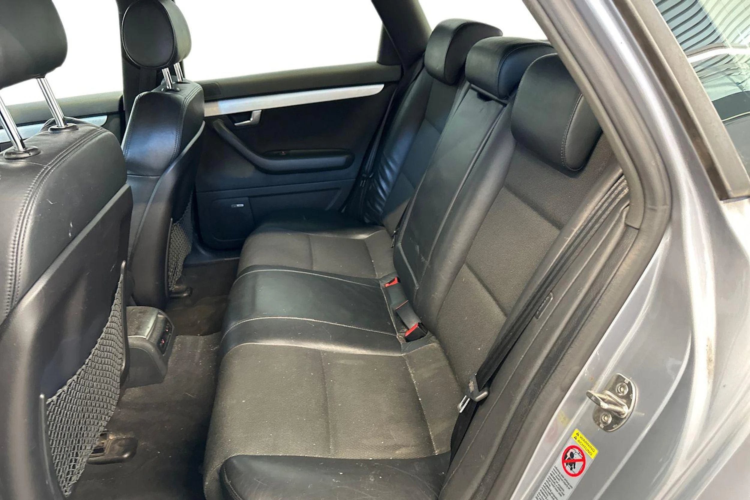 harmaa Audi A4 2005 kuva 8.