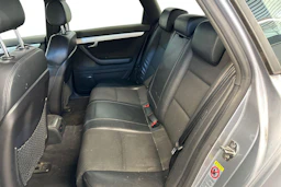 harmaa Audi A4 2005 kuva 8.