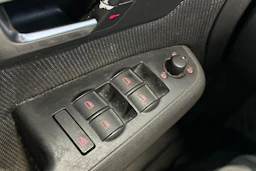 harmaa Audi A4 2005 kuva 19.