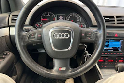 harmaa Audi A4 2005 kuva 20.