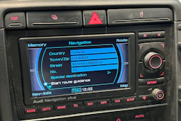 harmaa Audi A4 2005 kuva 24.