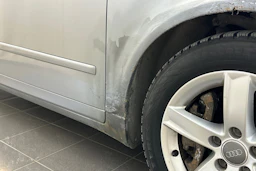 harmaa Audi A4 2005 kuva 32.